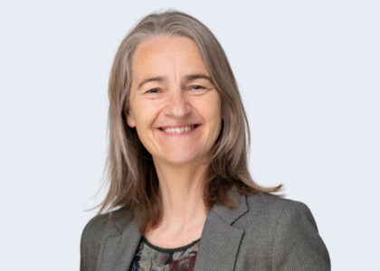 Jenny Newton headshot